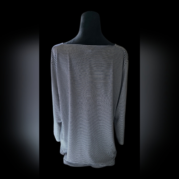Chicos Black Stripe T-Shirt Size XL - Picture 2 of 5